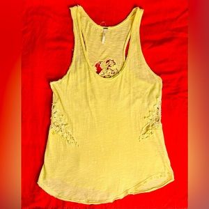 FREE PEOPLE CROCHET LACE TANK TOP RACER BACK 🍋SZ M